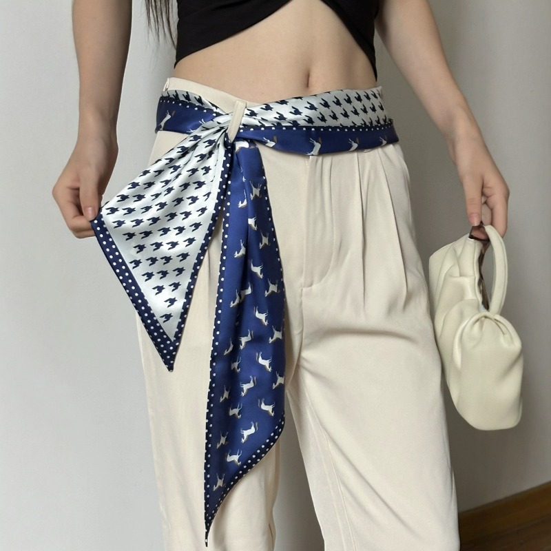 Scarf Silk Square - وشاح حريري قصير مستطيل جديد بزاوية