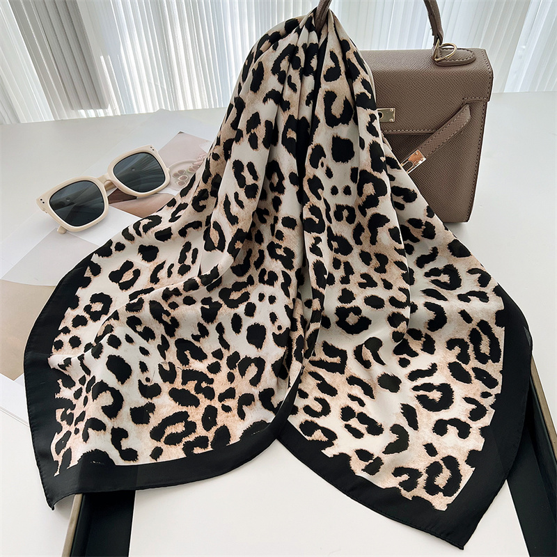 70 سنتيمتر مربع فاخر ليوبارد ط - مراجعة Face Scarf Mask وسعره